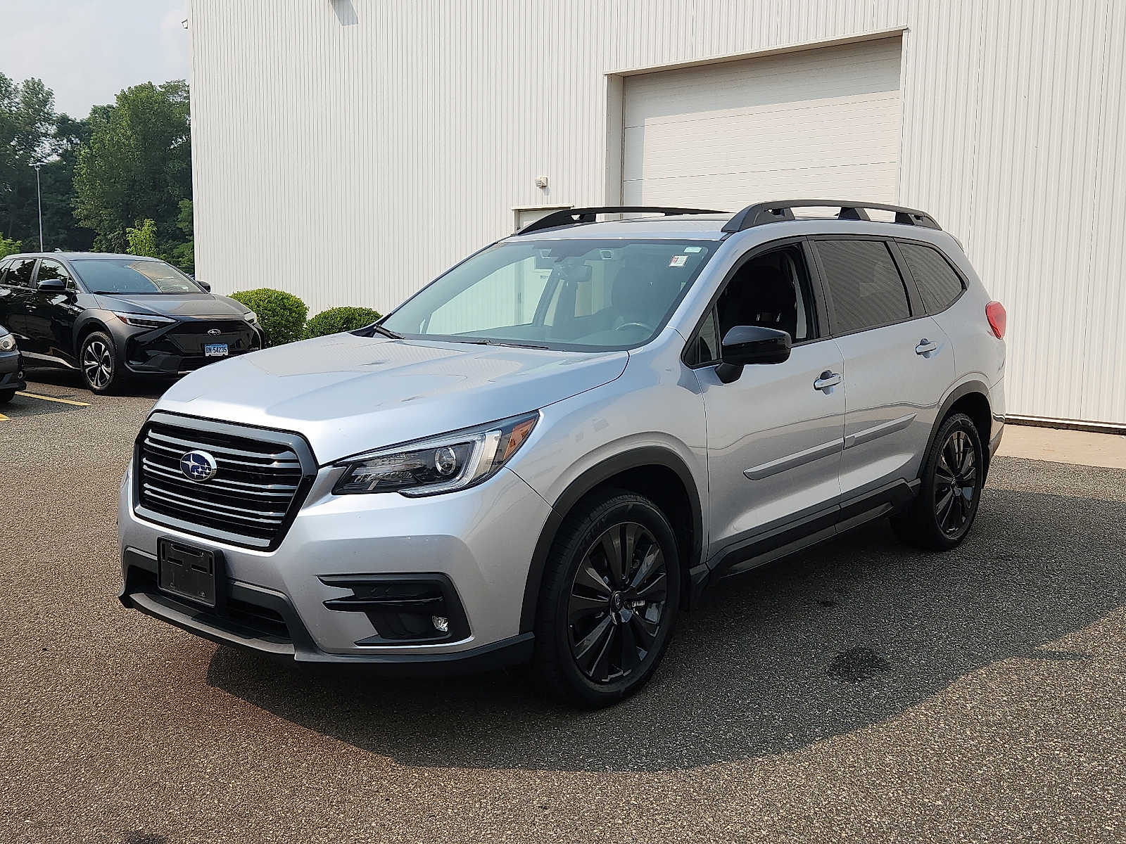 2022 Subaru Ascent Onyx Edition photo 2
