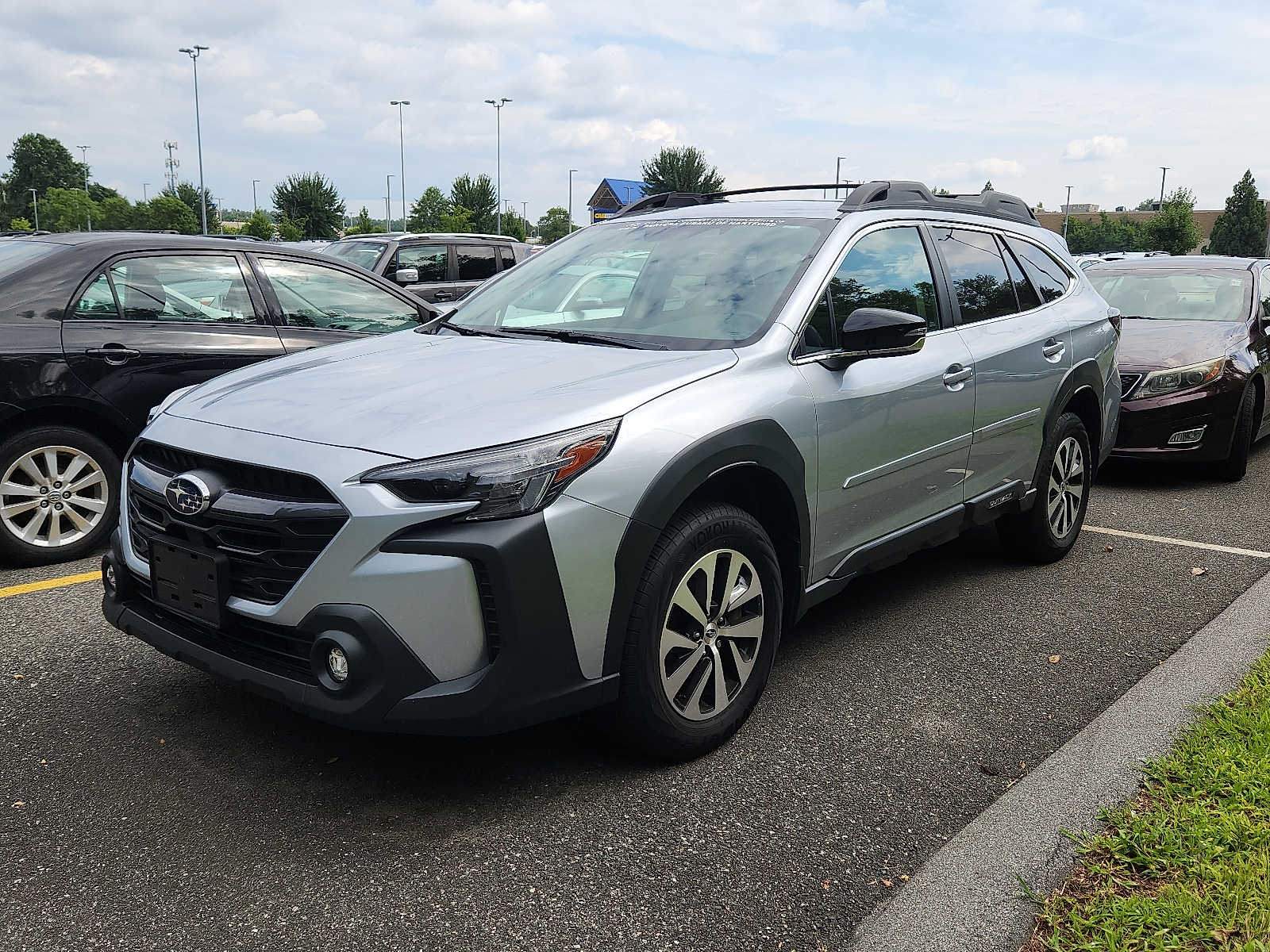 2025 Subaru Outback Premium photo 2