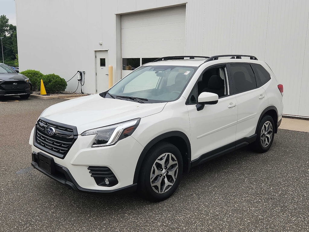 Used 2024 Subaru Forester Premium AWD