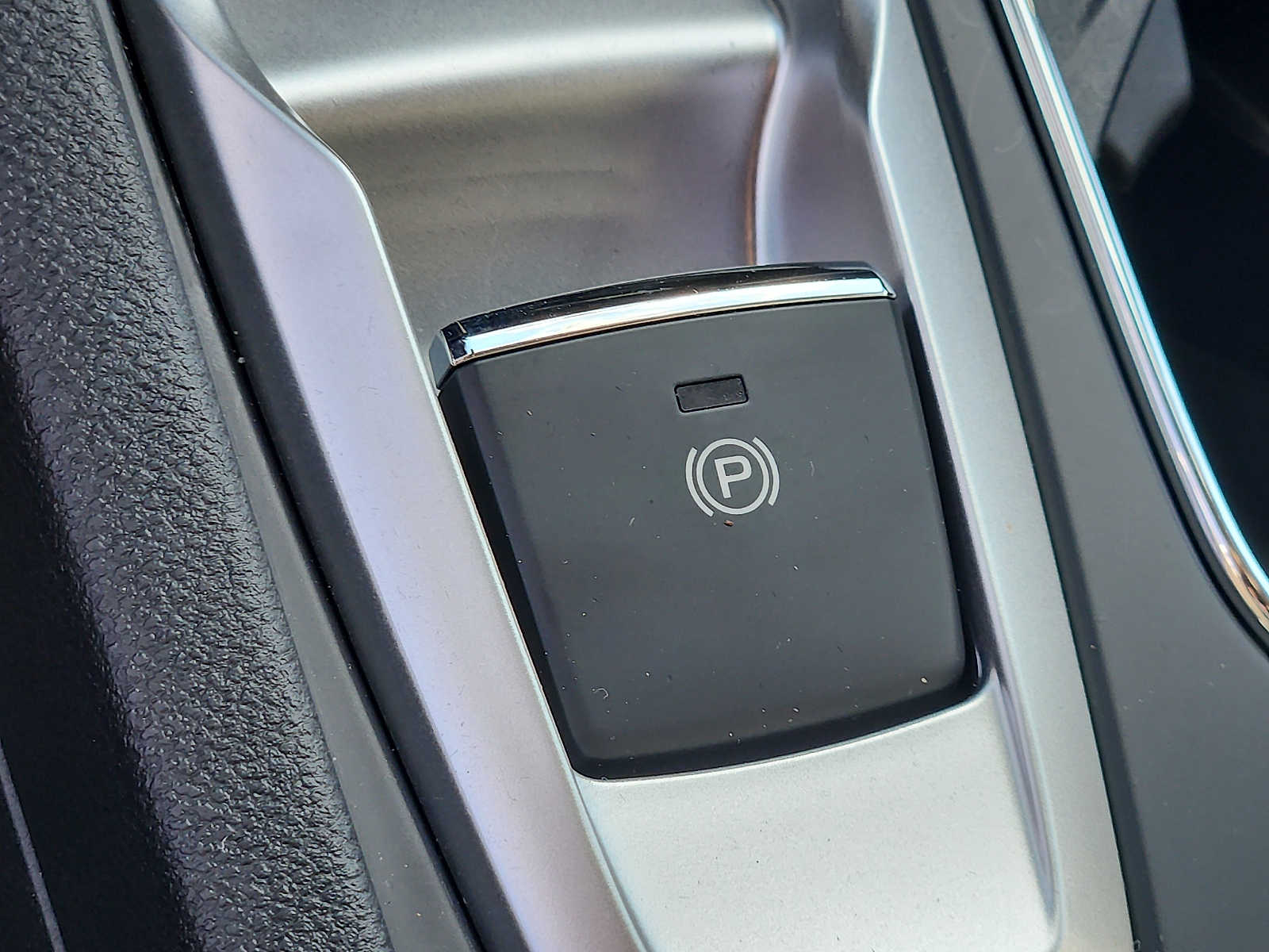 2025 Subaru Ascent Premium - Photo 25