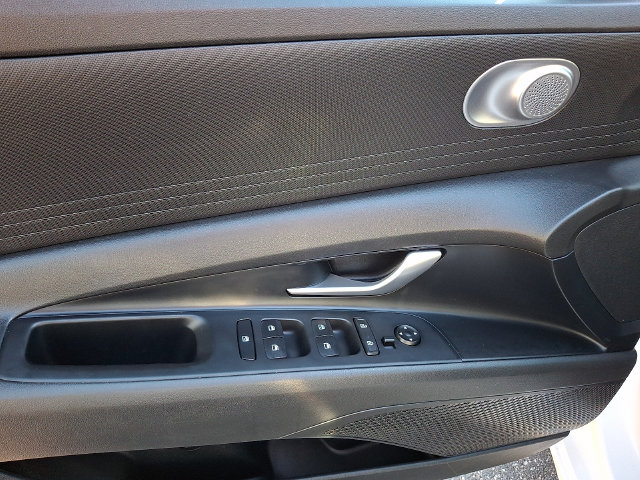 2023 Hyundai Elantra Blue - Photo 12