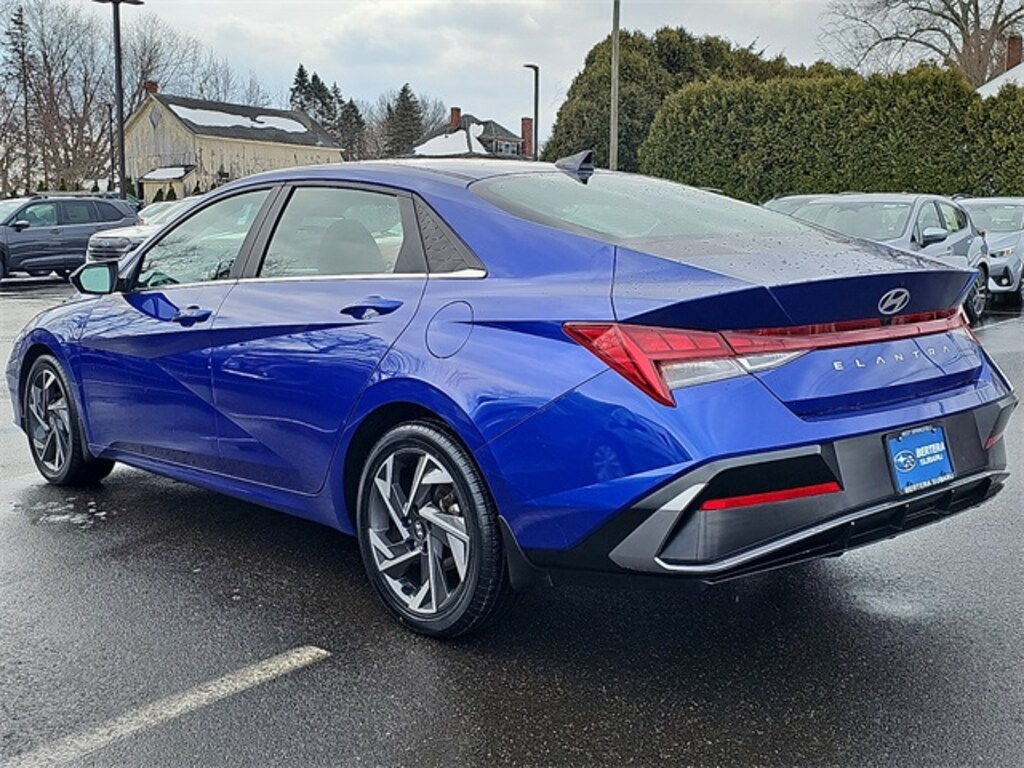 Used 2024 Hyundai Elantra SEL Sedan