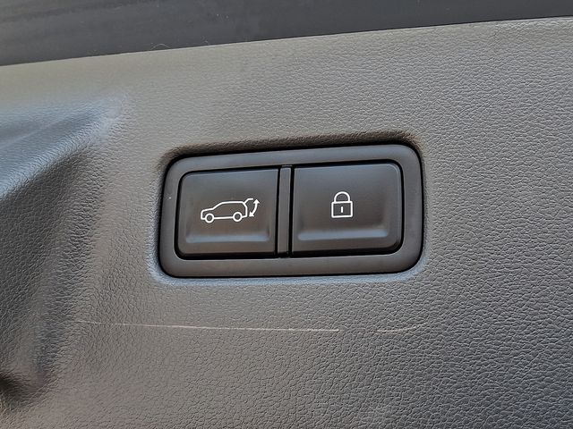 2025 Hyundai Santa Fe Limited - Photo 35