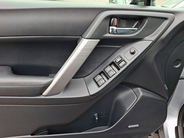 2018 Subaru Forester Limited - Photo 12
