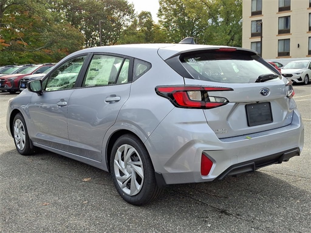 New 2025 Subaru Impreza Base 5-Door
