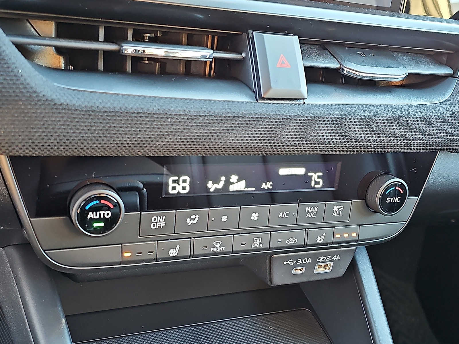 2026 Subaru Outback Premium - Photo 14