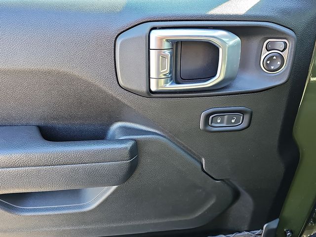 2024 Jeep Wrangler 2-Door Willys - Photo 13