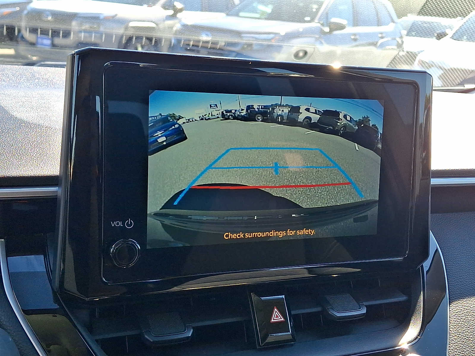 2024 Toyota Corolla LE - Photo 18