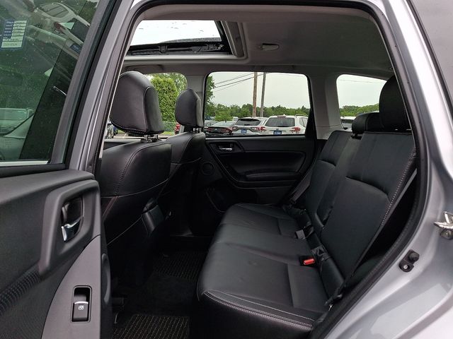 2018 Subaru Forester Limited - Photo 10