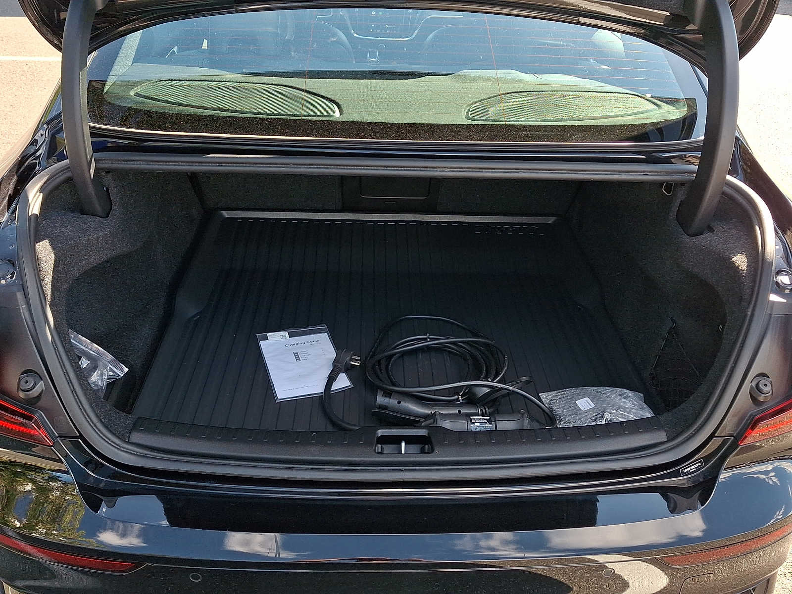 2024 Volvo S60 Plus - Photo 32