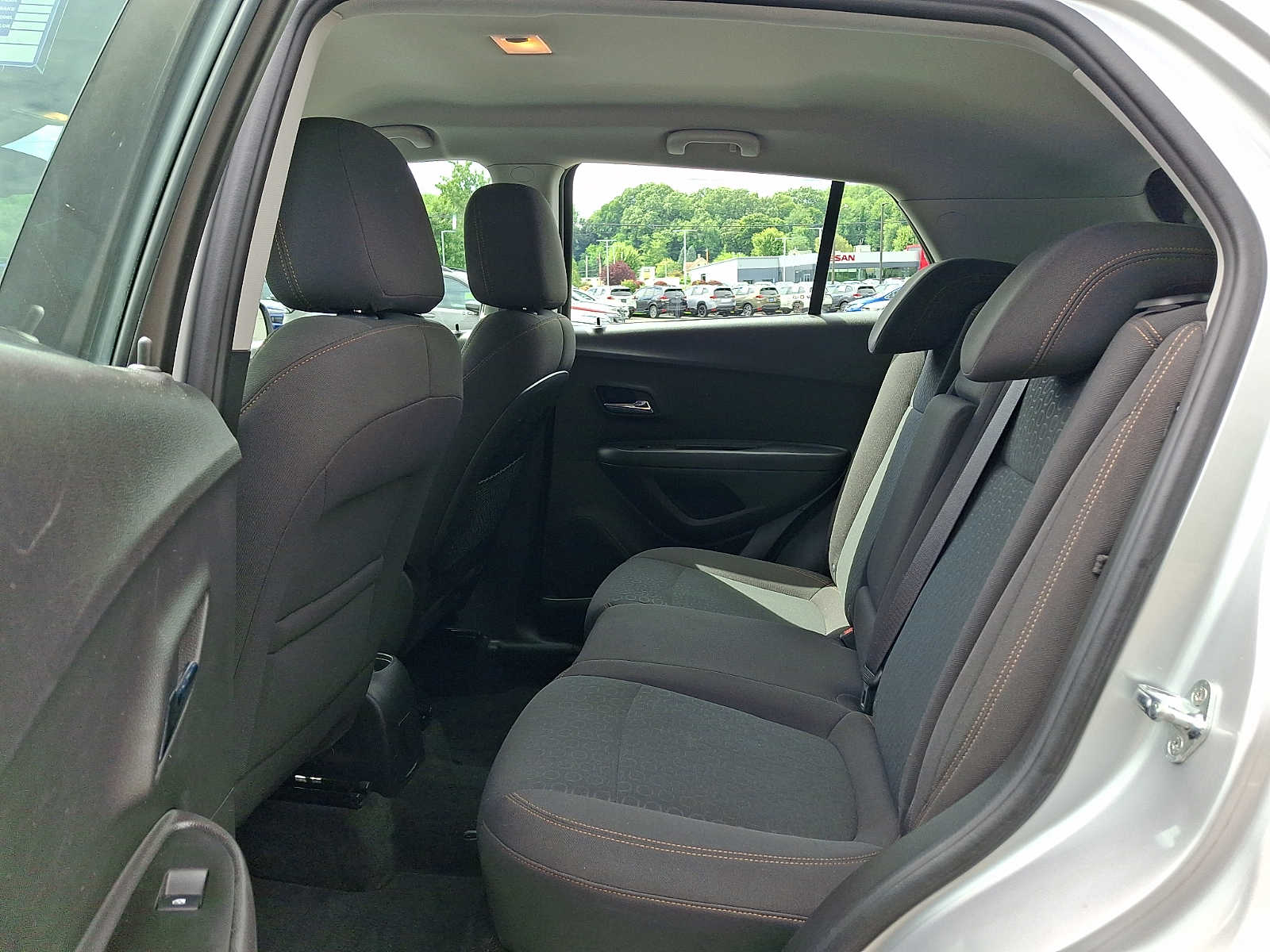 2018 Chevrolet Trax LS - Photo 10