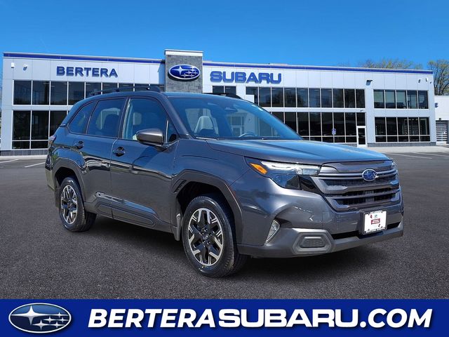 2025 Subaru Forester Premium's photo