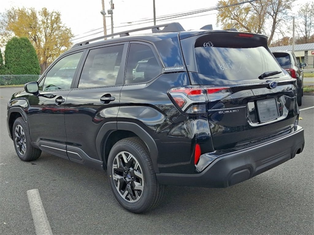New 2025 Subaru Forester Premium SUV