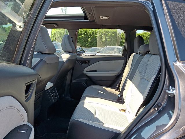 2025 Subaru Forester Premium - Photo 10