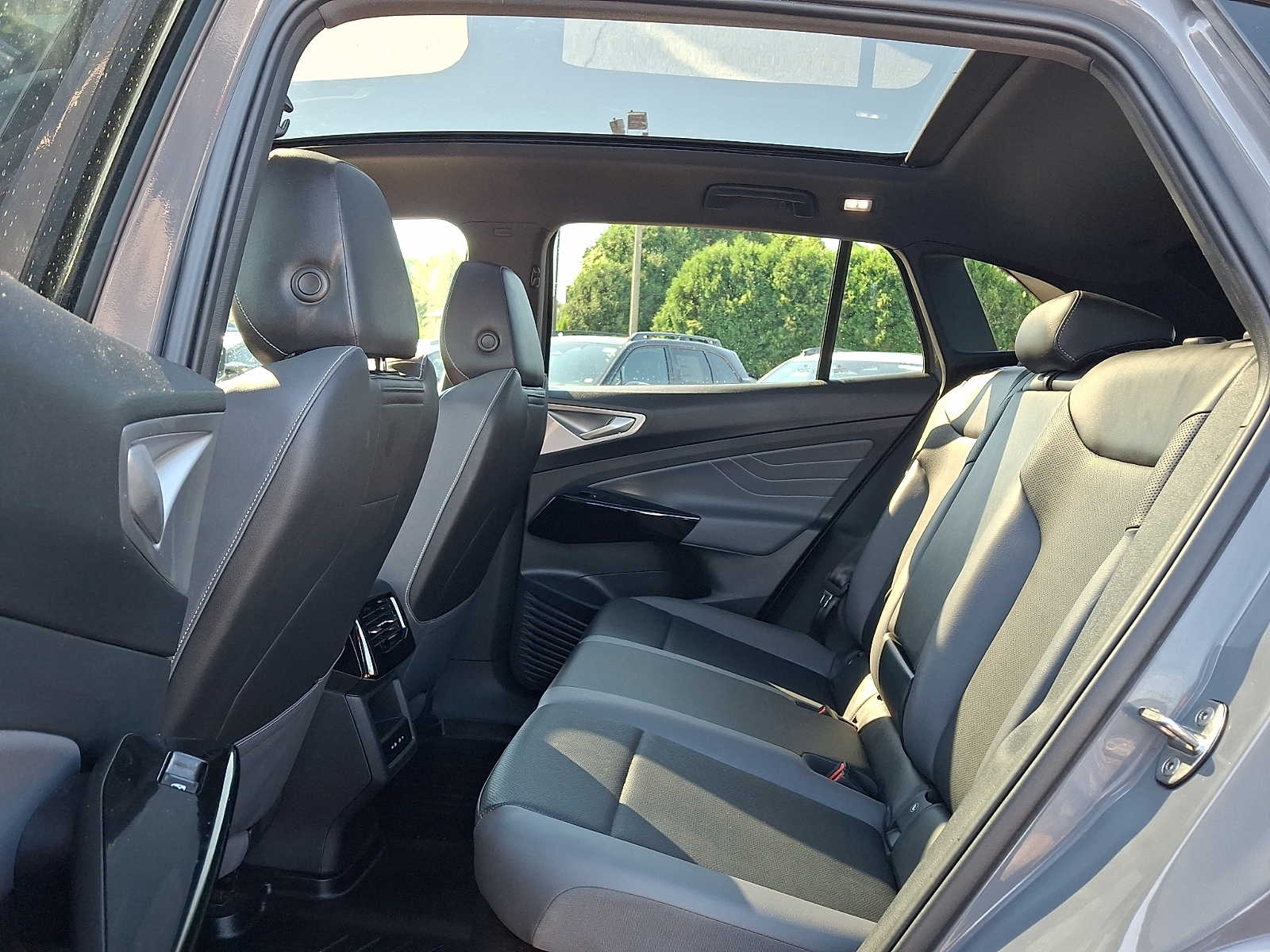 2023 Volkswagen ID.4 PRO S - Photo 9
