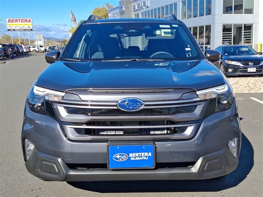 New 2025 Subaru Forester Hybrid Premium SUV