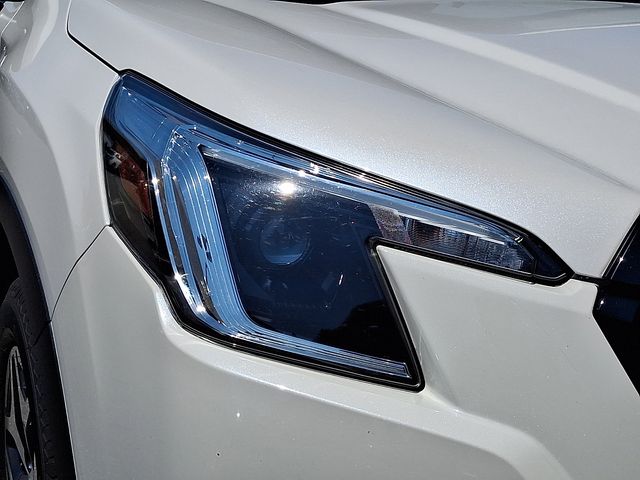 2022 Subaru Forester Premium - Photo 9