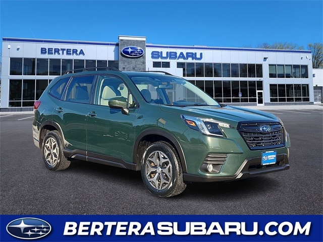 2022 Subaru Forester Premium's photo