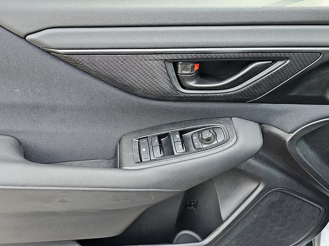 2025 Subaru Outback Base - Photo 13