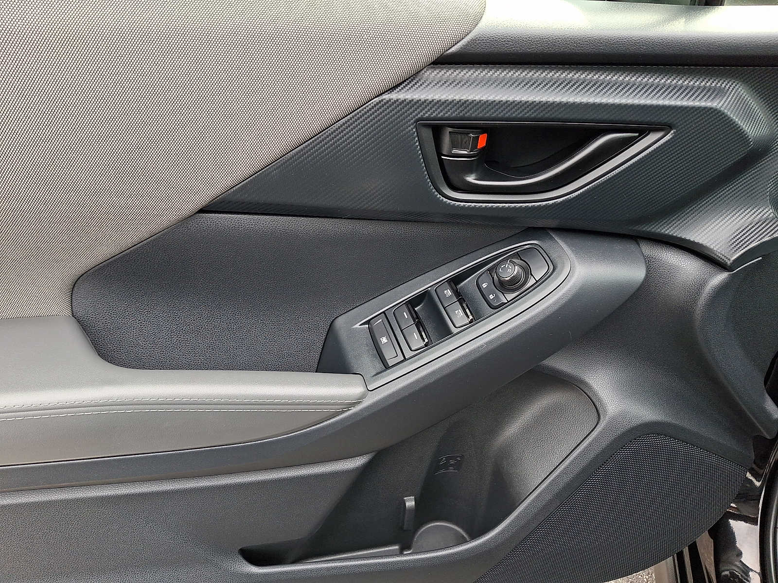 2024 Subaru Crosstrek Premium - Photo 12