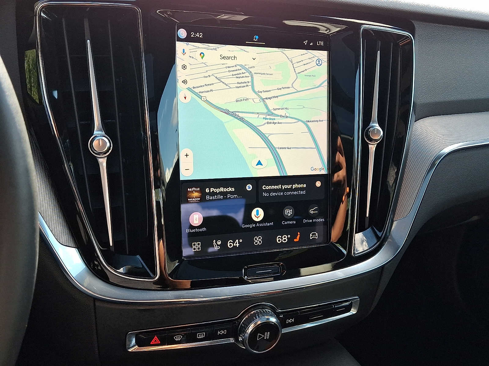 2024 Volvo S60 Plus - Photo 18