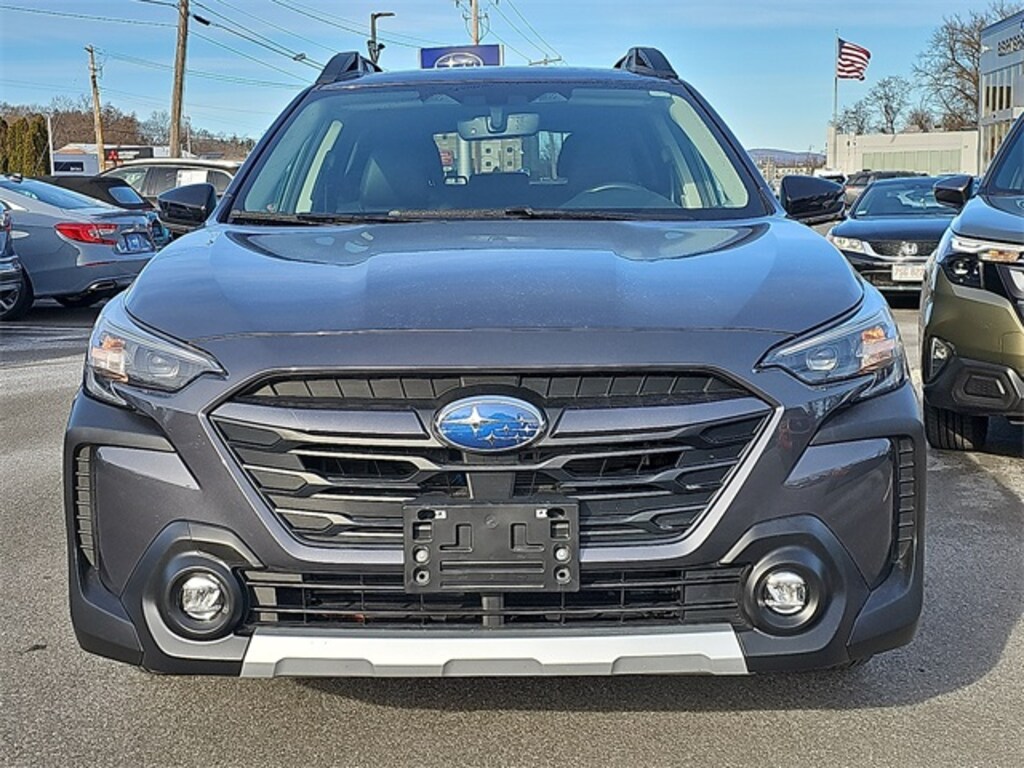 Used 2023 Subaru Outback Limited SUV