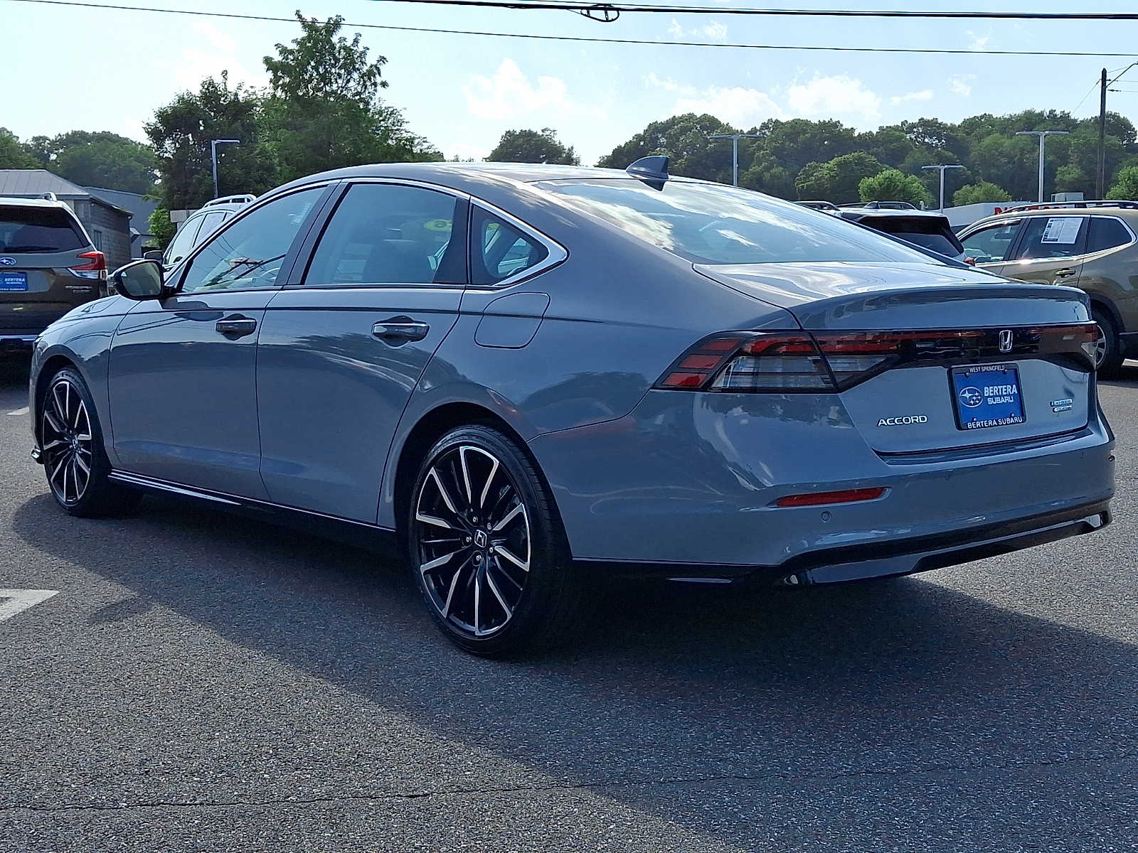 2026 Honda Accord Hybrid Touring - Photo 4