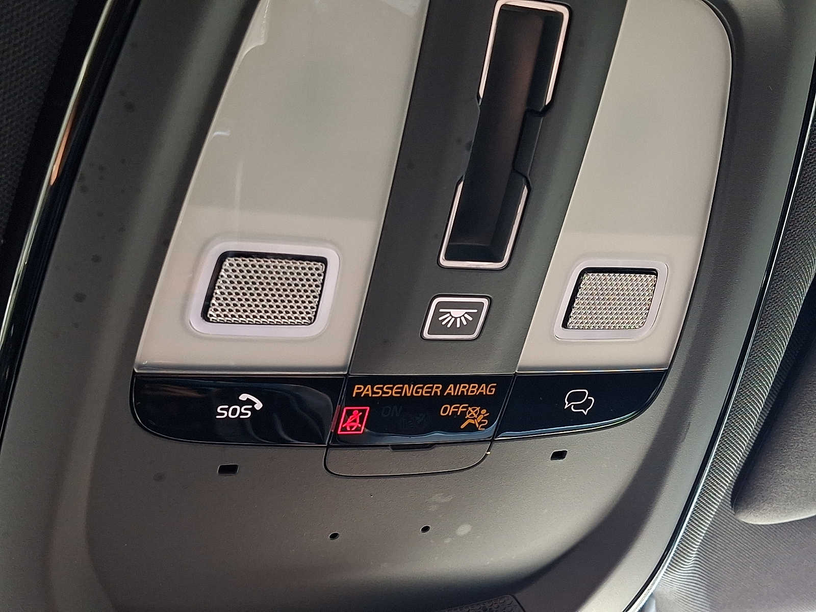 2024 Volvo S60 Plus - Photo 29