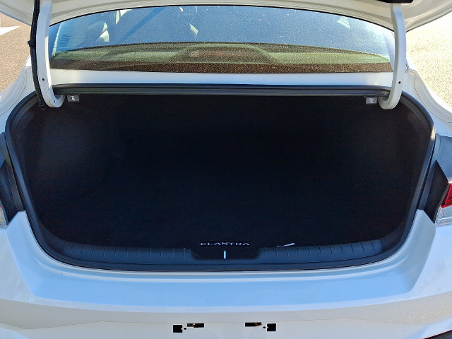 2023 Hyundai Elantra Blue - Photo 28