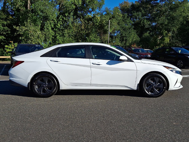2023 Hyundai Elantra Blue - Photo 7