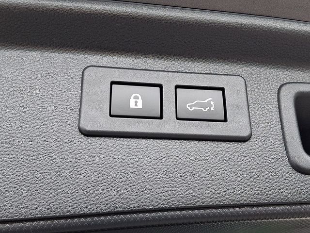 2022 Subaru Forester Limited - Photo 33