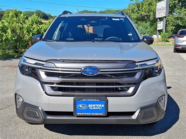 2025 Subaru Forester Limited photo 2