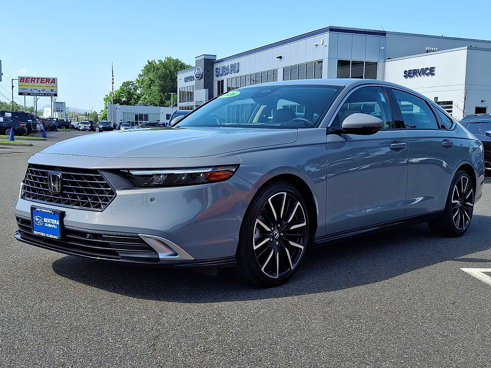 2026 Honda Accord Hybrid Touring - Photo 3