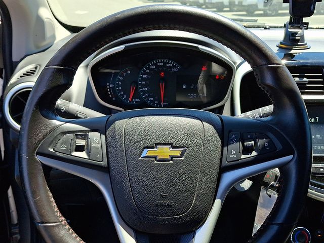 2017 Chevrolet Sonic LT - Photo 18