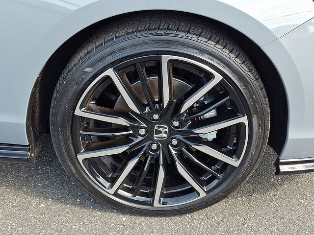 2026 Honda Accord Hybrid Touring - Photo 8