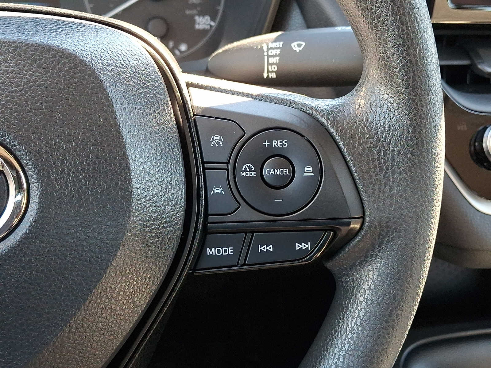 2024 Toyota Corolla LE - Photo 22