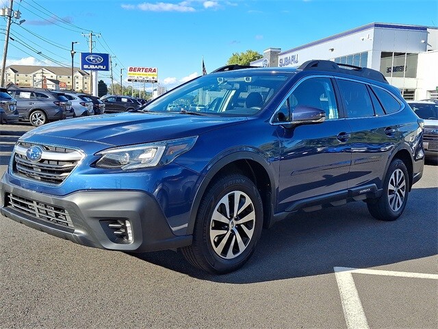 2021 Subaru Outback Premium photo 3