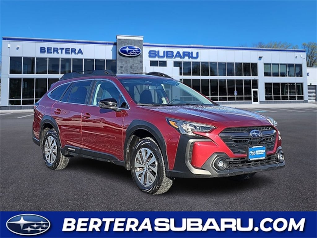 Used 2024 Subaru Outback Premium SUV
