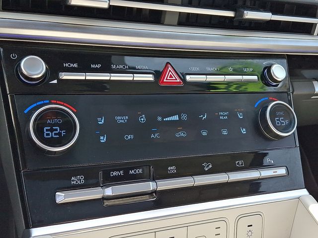 2025 Hyundai Santa Fe Limited - Photo 19