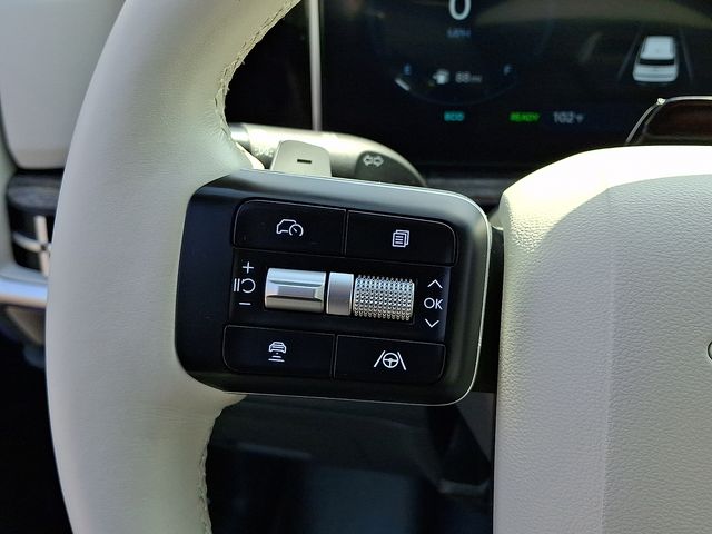 2025 Hyundai Santa Fe Limited - Photo 25