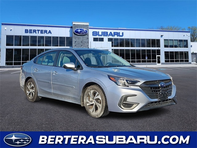 2023 Subaru Legacy Premium's photo