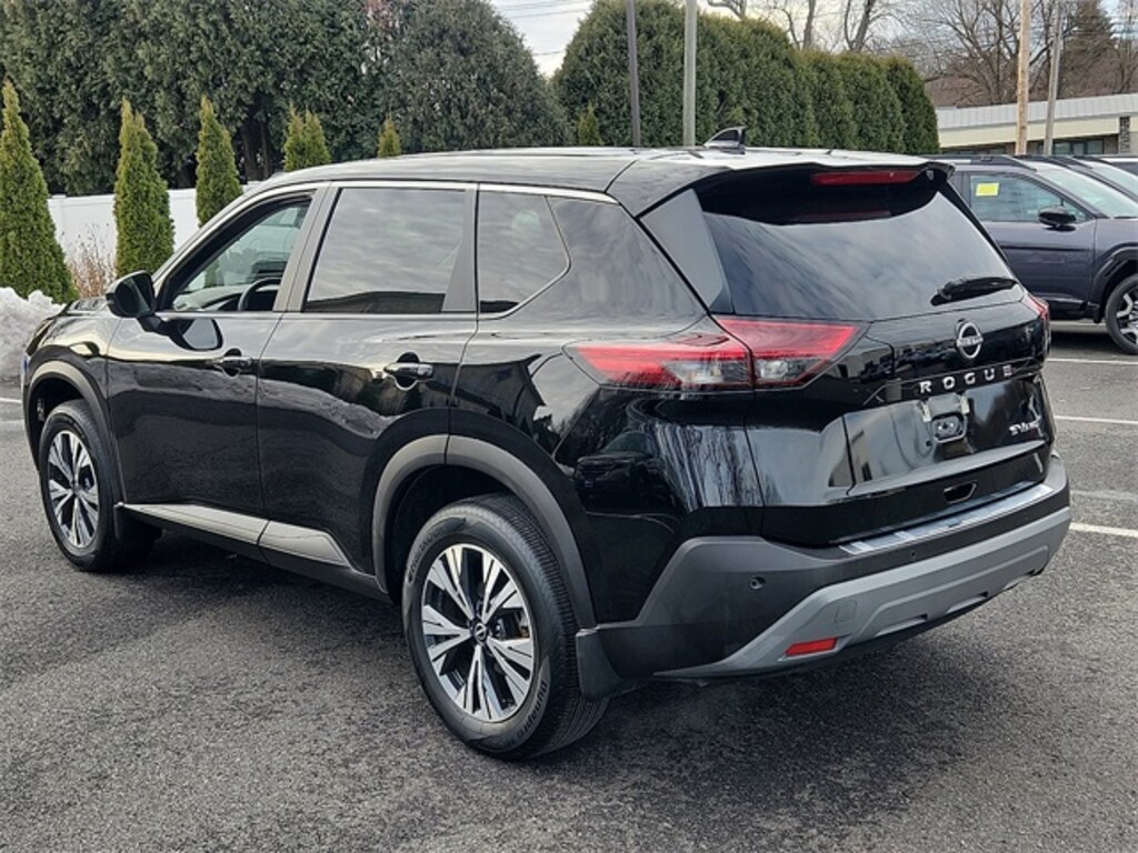 Used 2022 Nissan Rogue SV SUV
