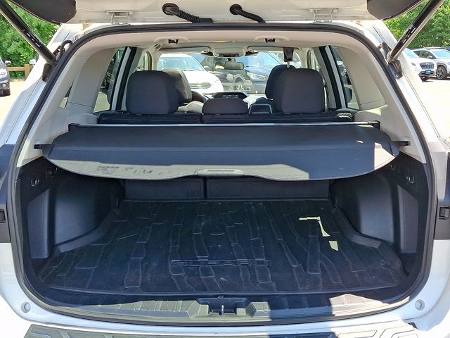 2022 Subaru Forester Premium - Photo 32