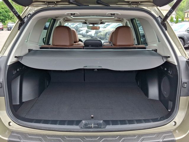 2023 Subaru Forester Touring - Photo 31
