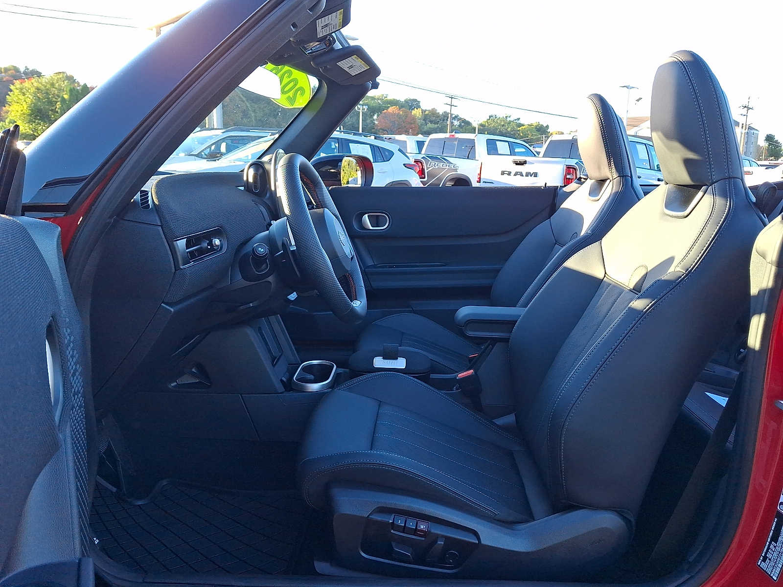 2026 MINI Convertible S - Photo 13