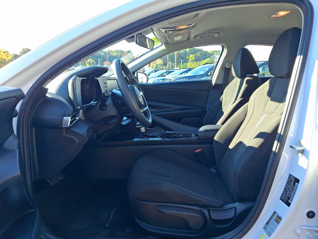2023 Hyundai Elantra Blue - Photo 13