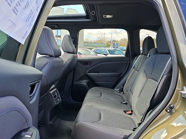 2026 Subaru Forester Premium - Photo 8