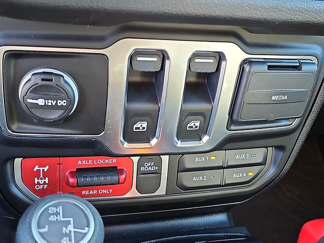 2024 Jeep Wrangler 2-Door Willys - Photo 24