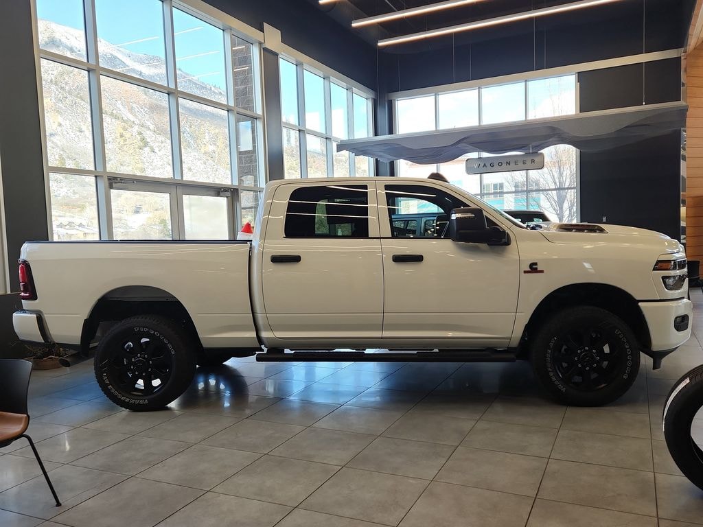 New 2026 Ram 2500 BLACK EXPRESS CREW CAB 4X4 6'4 BOX Pickup