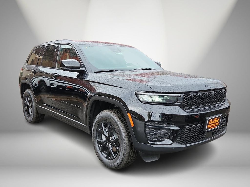 New 2025 Jeep Grand Cherokee ALTITUDE 4X4 Sport Utility